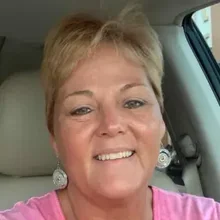 Gelagen customer Bethany L.